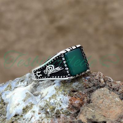 925 Ayar Gümüş Tuğra Tasarım Yeşil Akik Taşlı Erkek Yüzük
