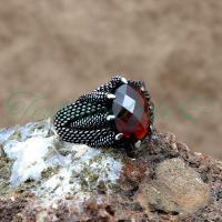 925 Ayar Gümüş Pençeli Kırmızı Zirkon Taşlı Erkek Yüzük