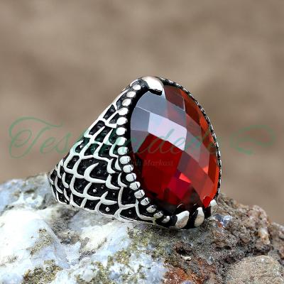 Gümüş Kartal Pençeli Kırmızı Zirkon Taşlı Erkek Yüzük